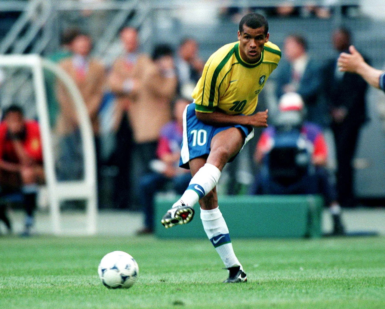 小将被寄予 小将被寄予