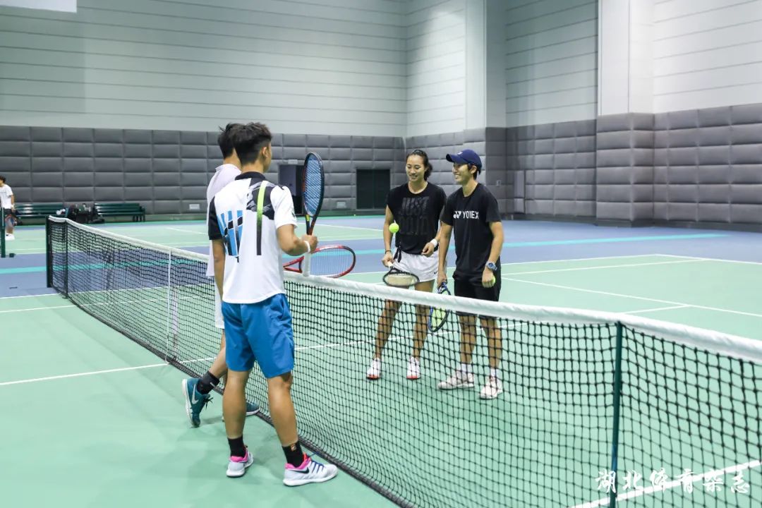 使他在俄罗 使他在俄罗